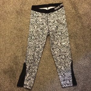 Nike pro leggings